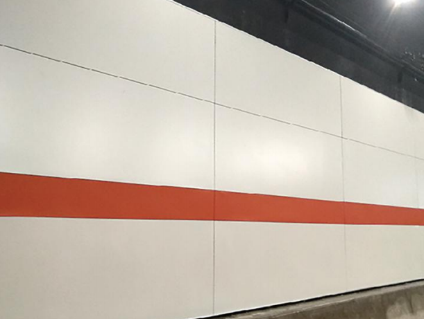 为保证应用安全性，要注意隧道钢钙板的抗折和抗压强度控制